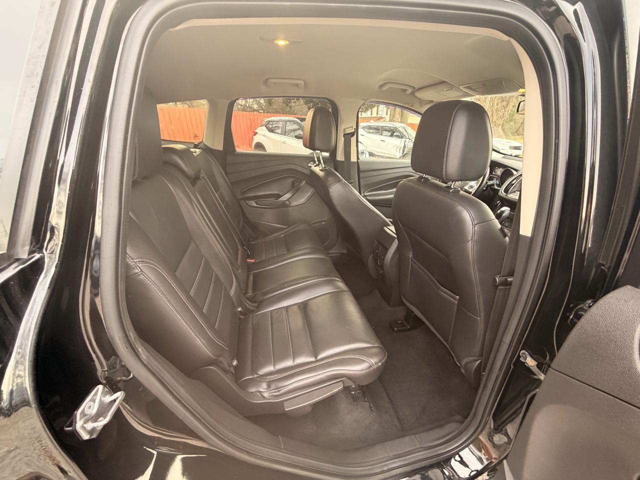 Ford Escape Titanium FWD 2016