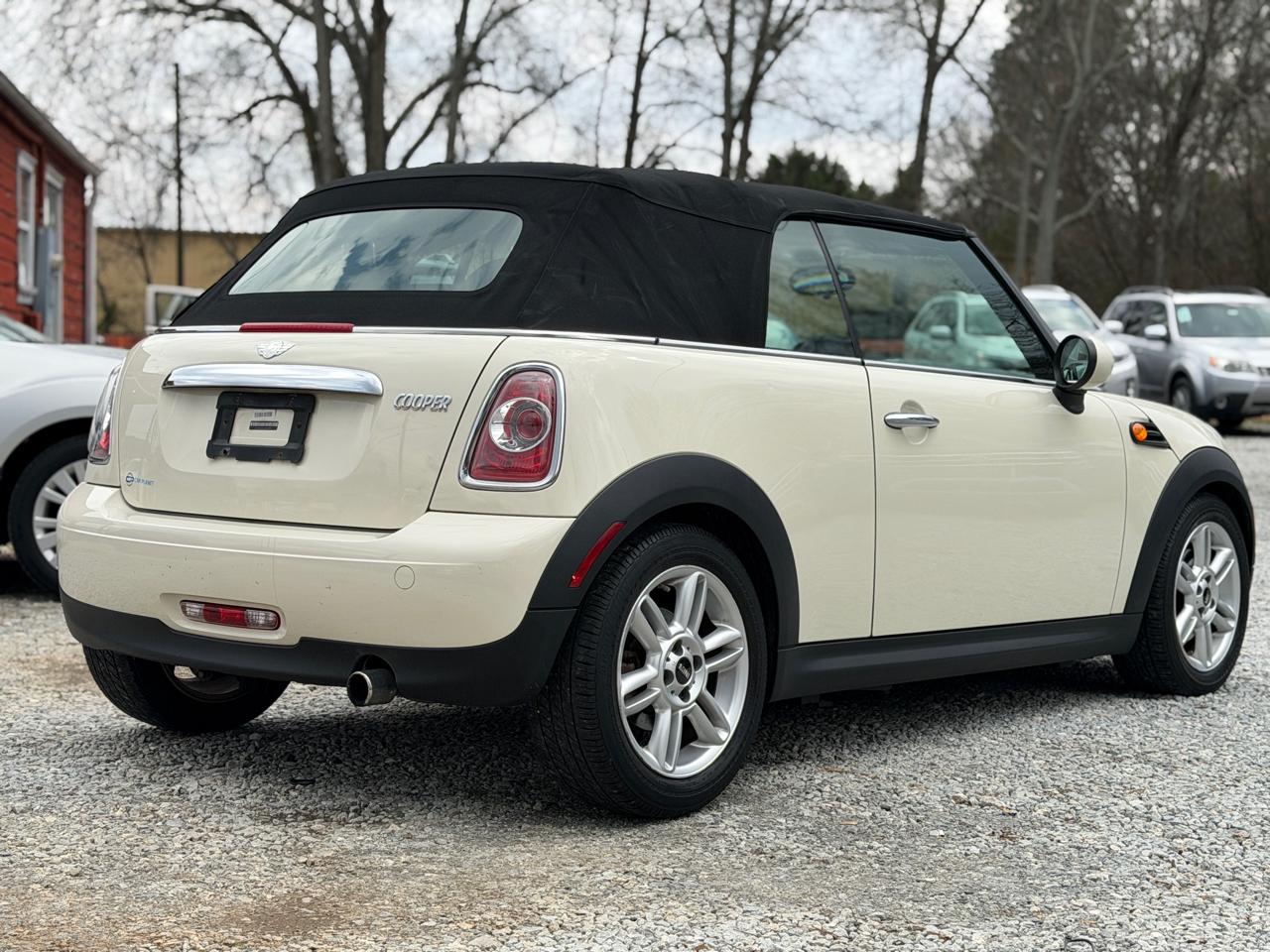 MINI Cooper Convertible 2012