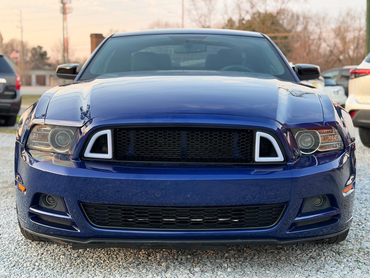 Ford Mustang V6 Coupe 2014