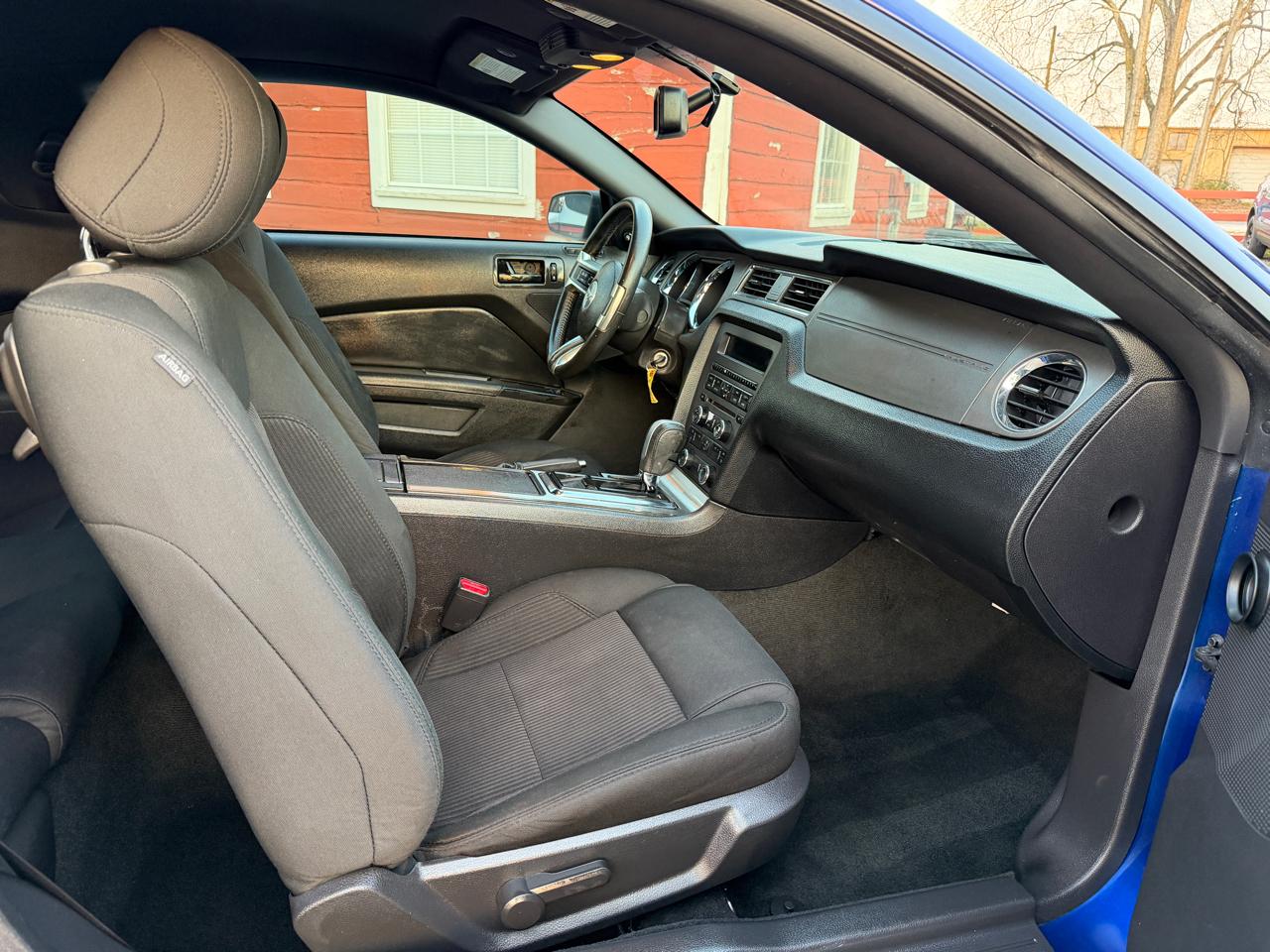 Ford Mustang V6 Coupe 2014