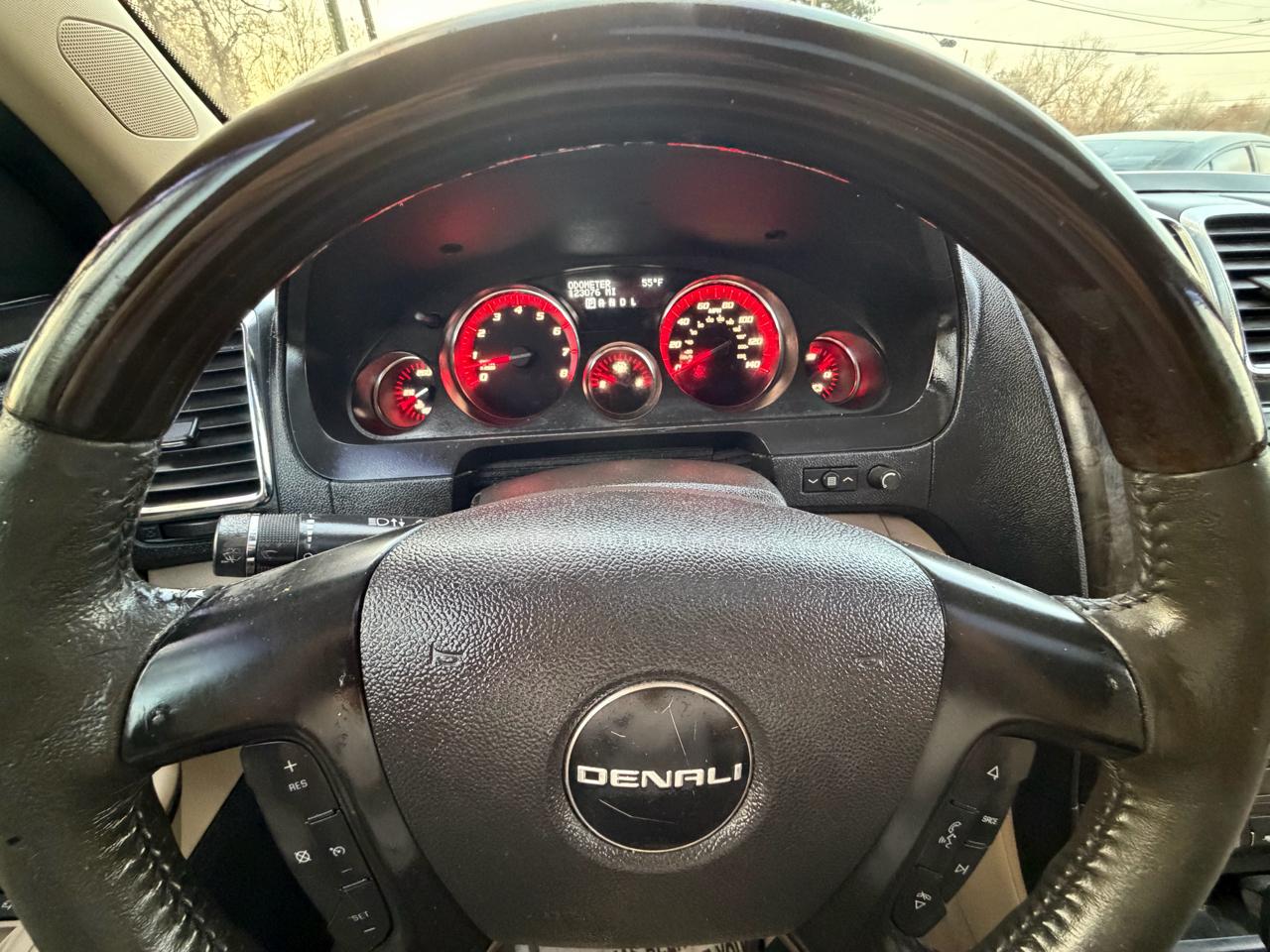 GMC Acadia Denali FWD 2012