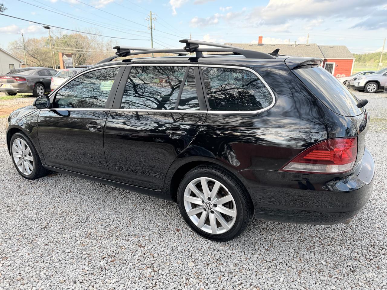 Volkswagen Jetta SportWagen 2.0L TDI 2013