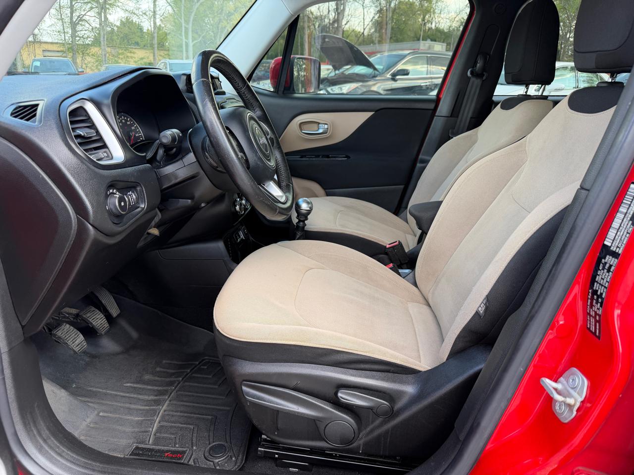 Jeep Renegade Latitude FWD 2015