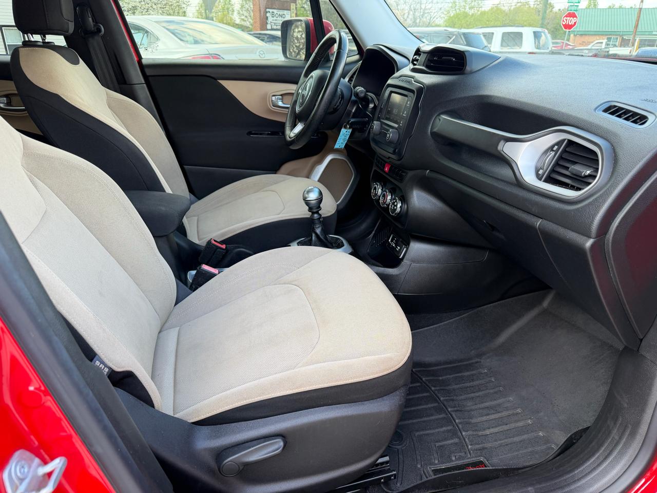 Jeep Renegade Latitude FWD 2015