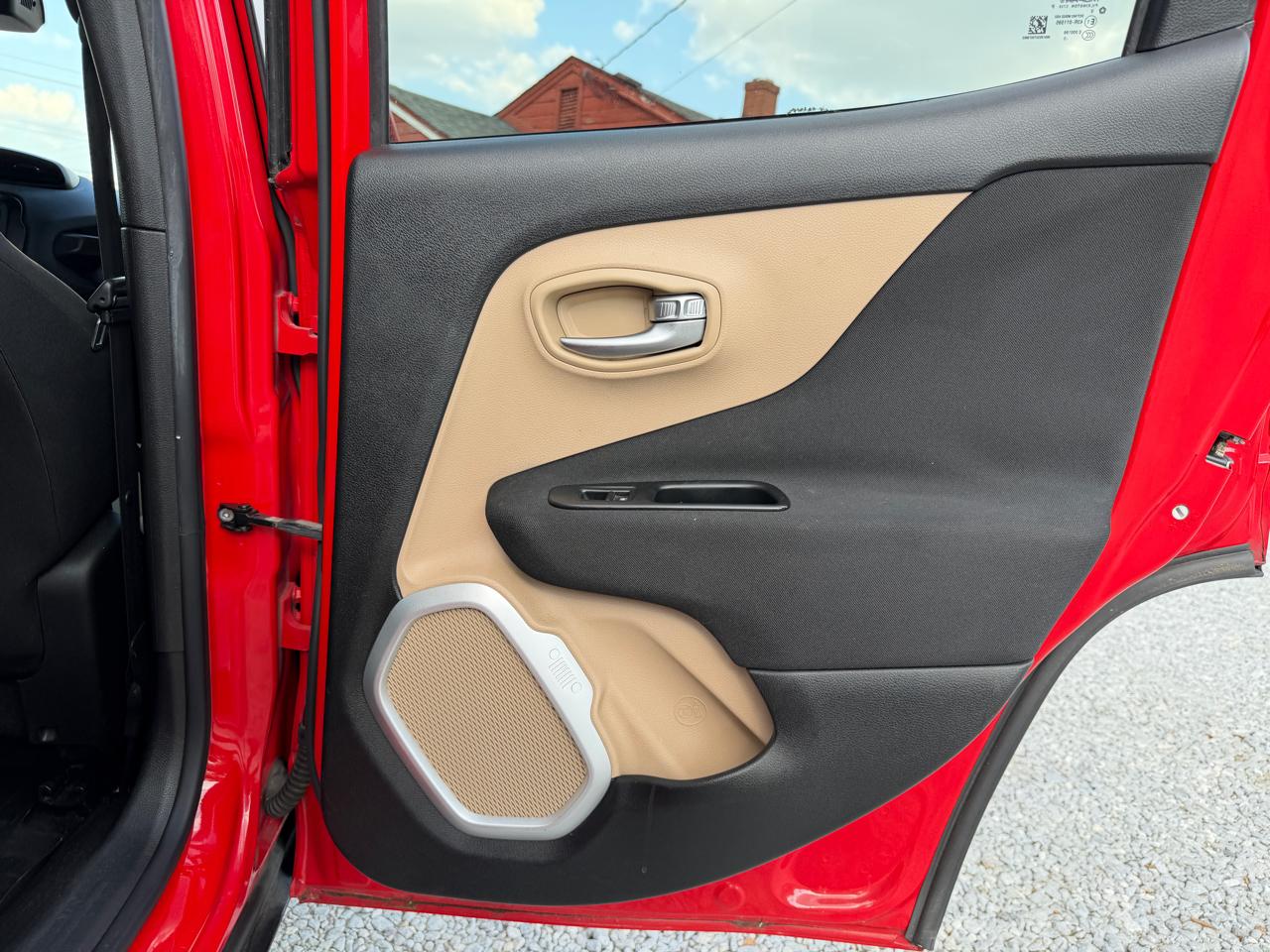 Jeep Renegade Latitude FWD 2015