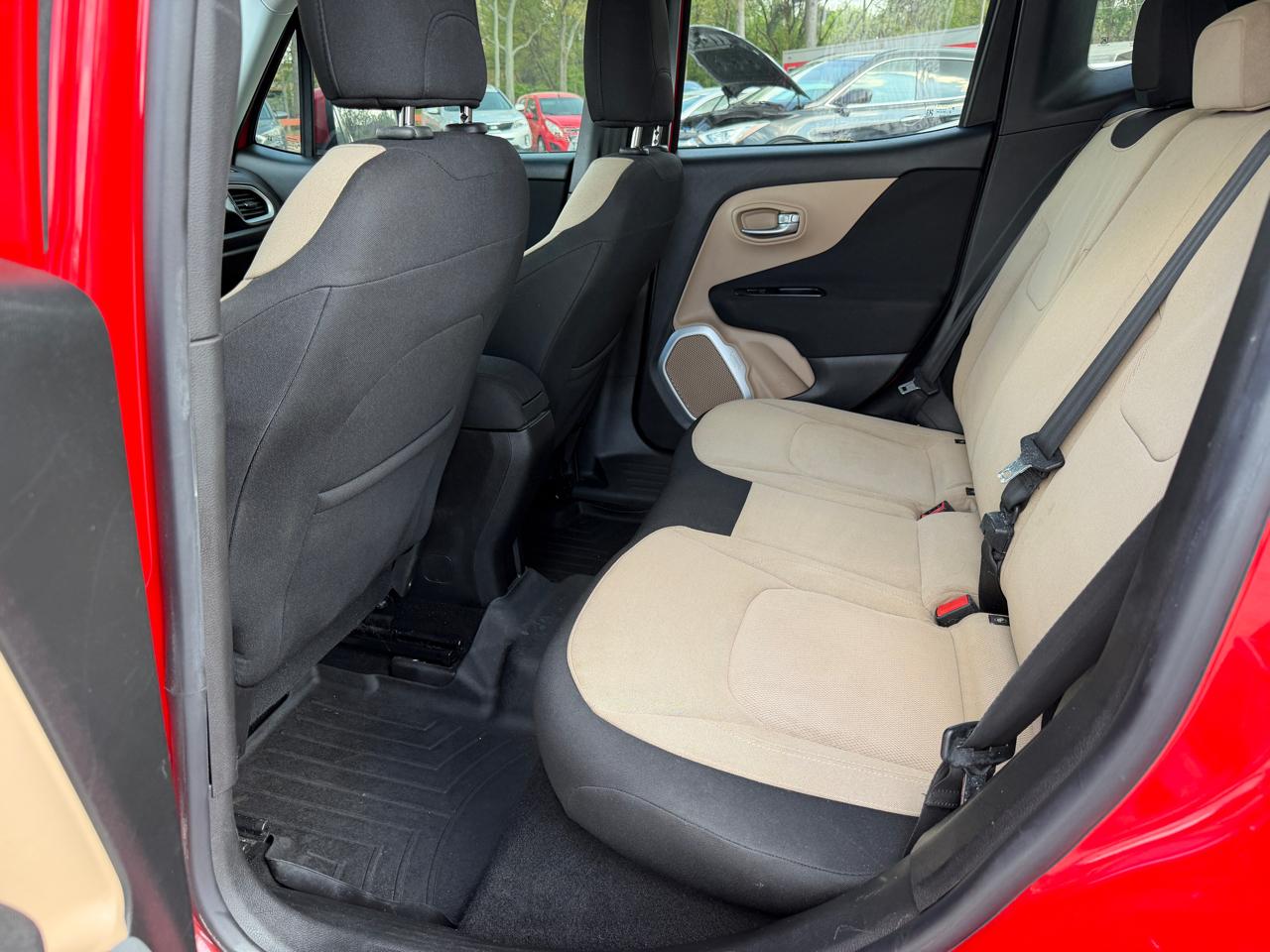 Jeep Renegade Latitude FWD 2015