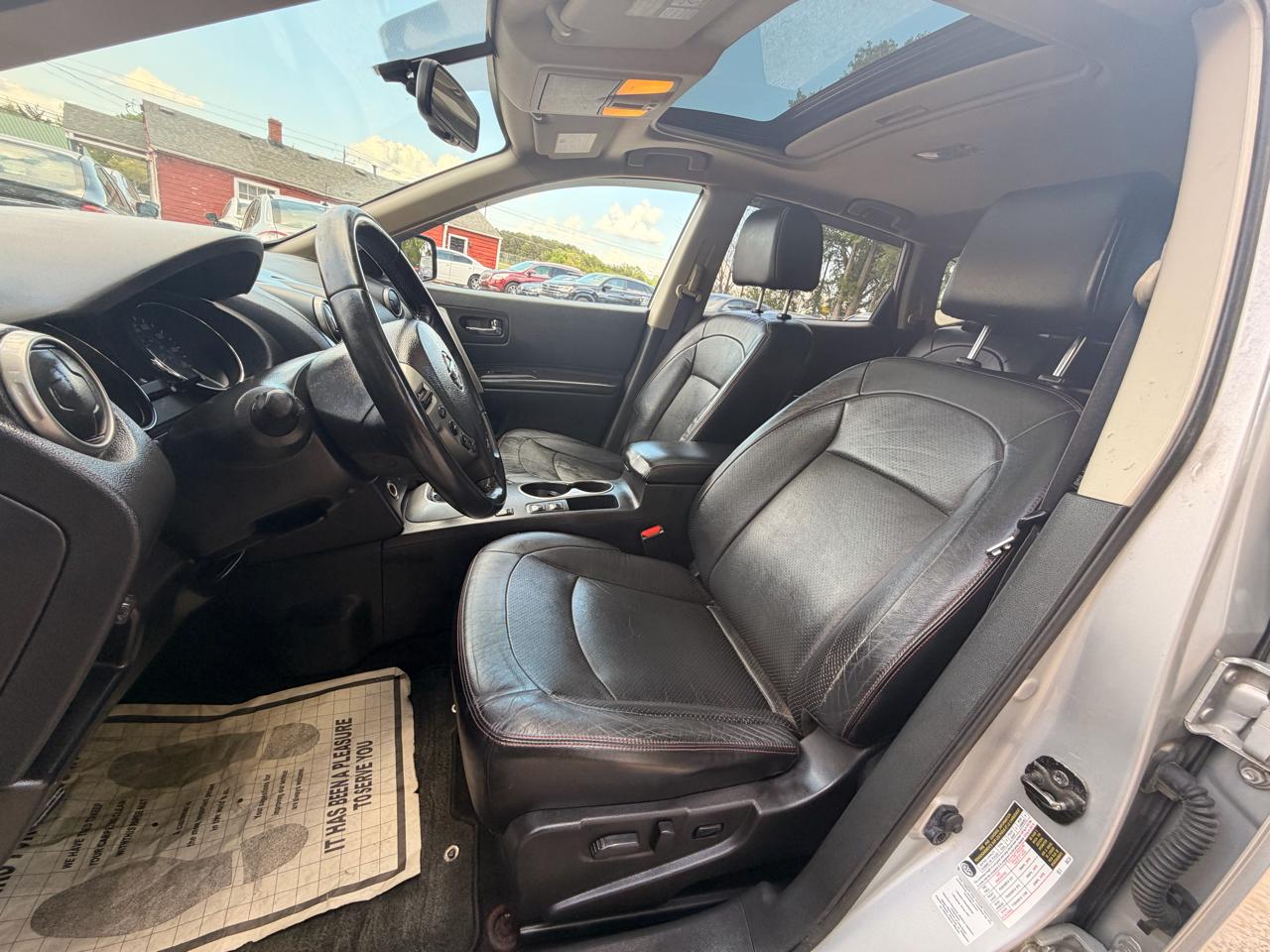 Nissan Rogue S AWD 2012