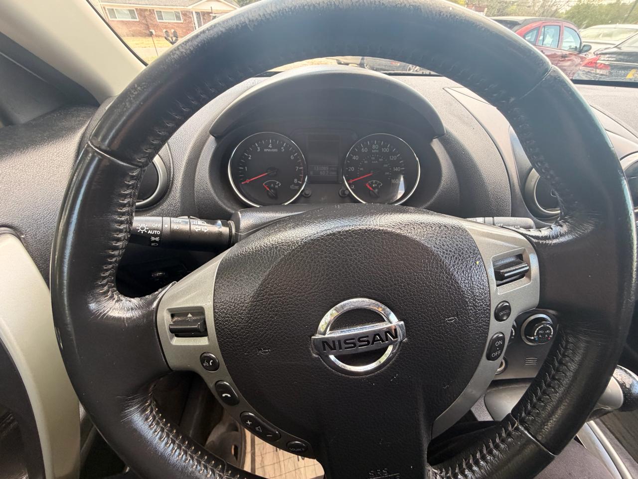 Nissan Rogue S AWD 2012