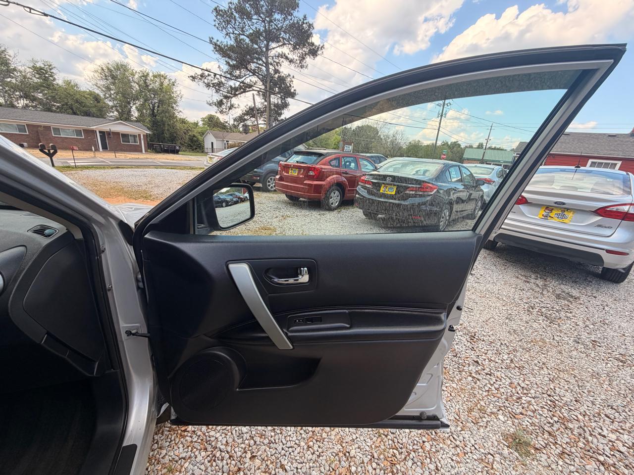 Nissan Rogue S AWD 2012