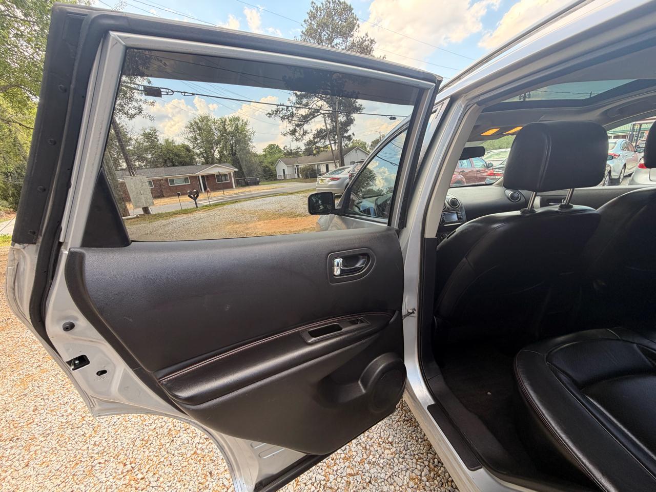 Nissan Rogue S AWD 2012