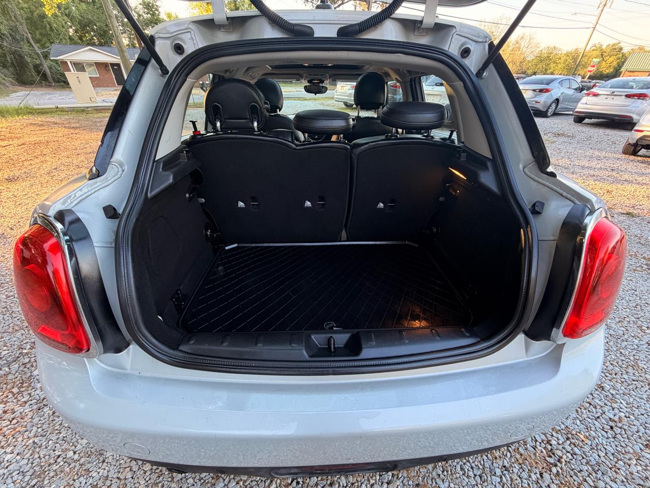 MINI Cooper Base 2015