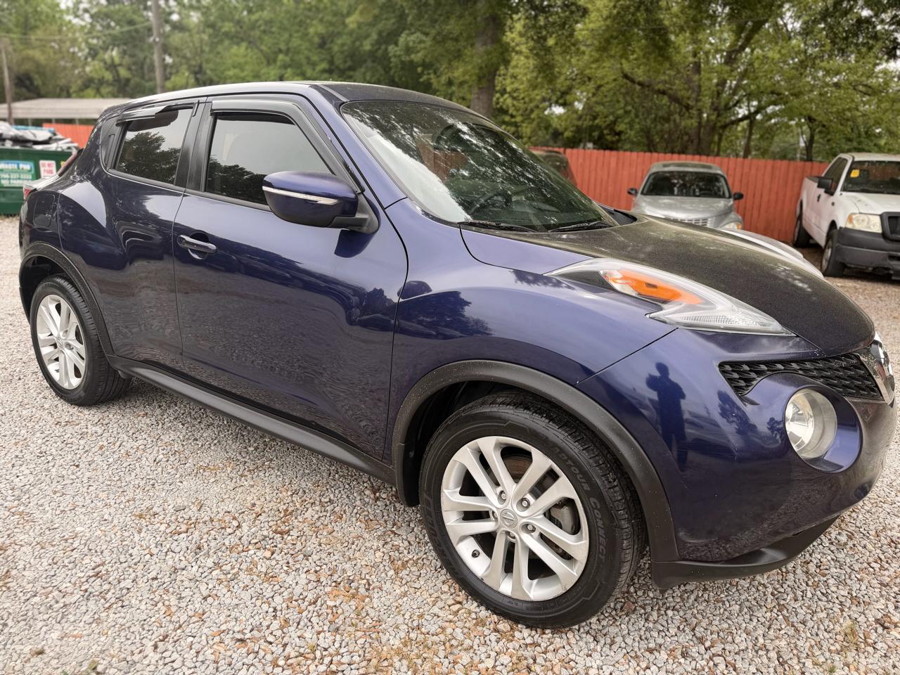 Nissan Juke S FWD 2015