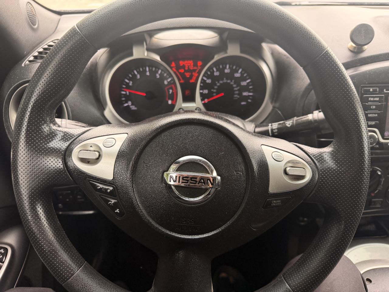 Nissan Juke S FWD 2015