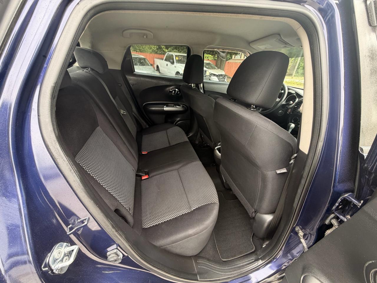 Nissan Juke S FWD 2015