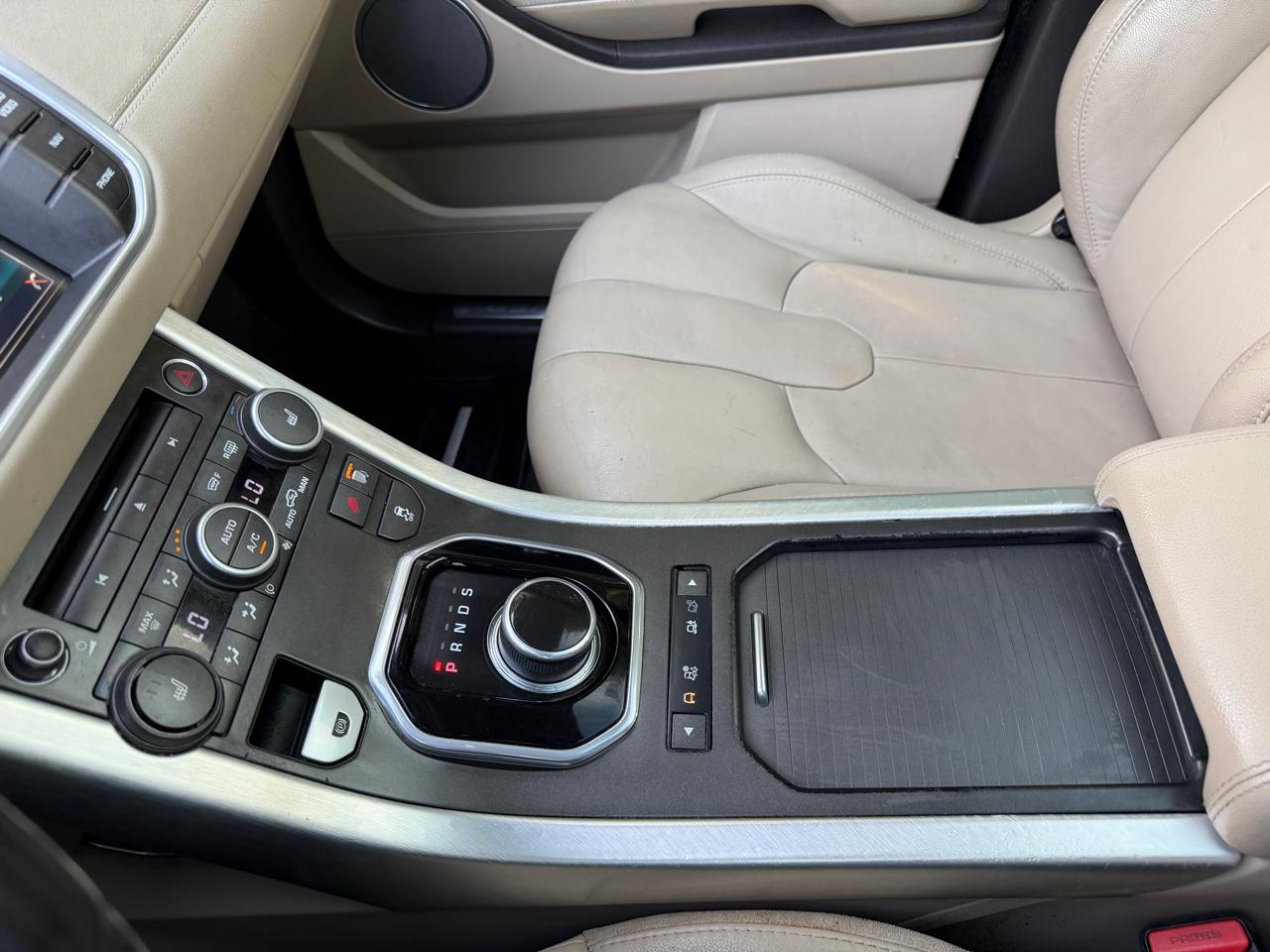 Land Rover Range Rover Evoque Pure Plus 5-Door 2015