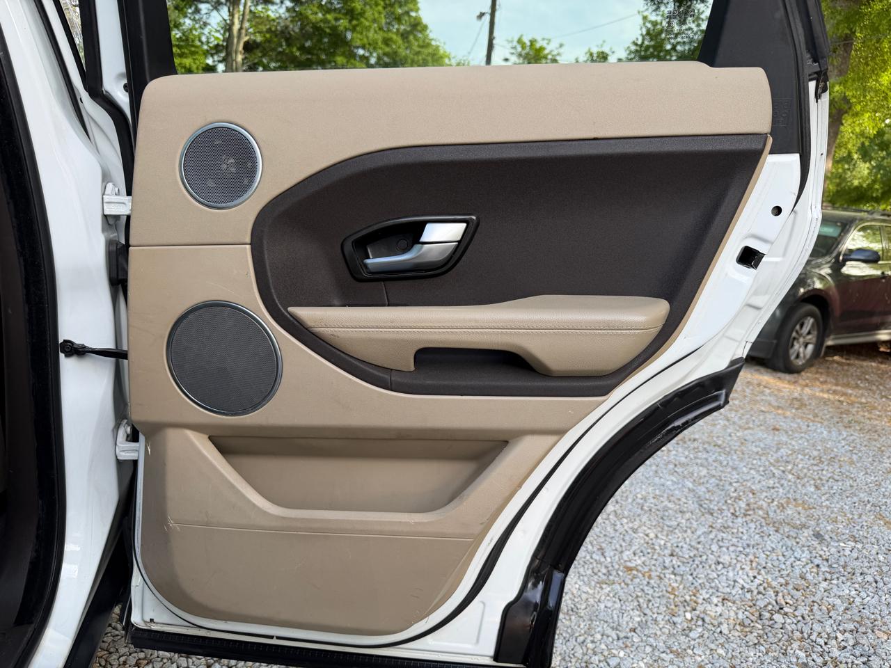 Land Rover Range Rover Evoque Pure Plus 5-Door 2015