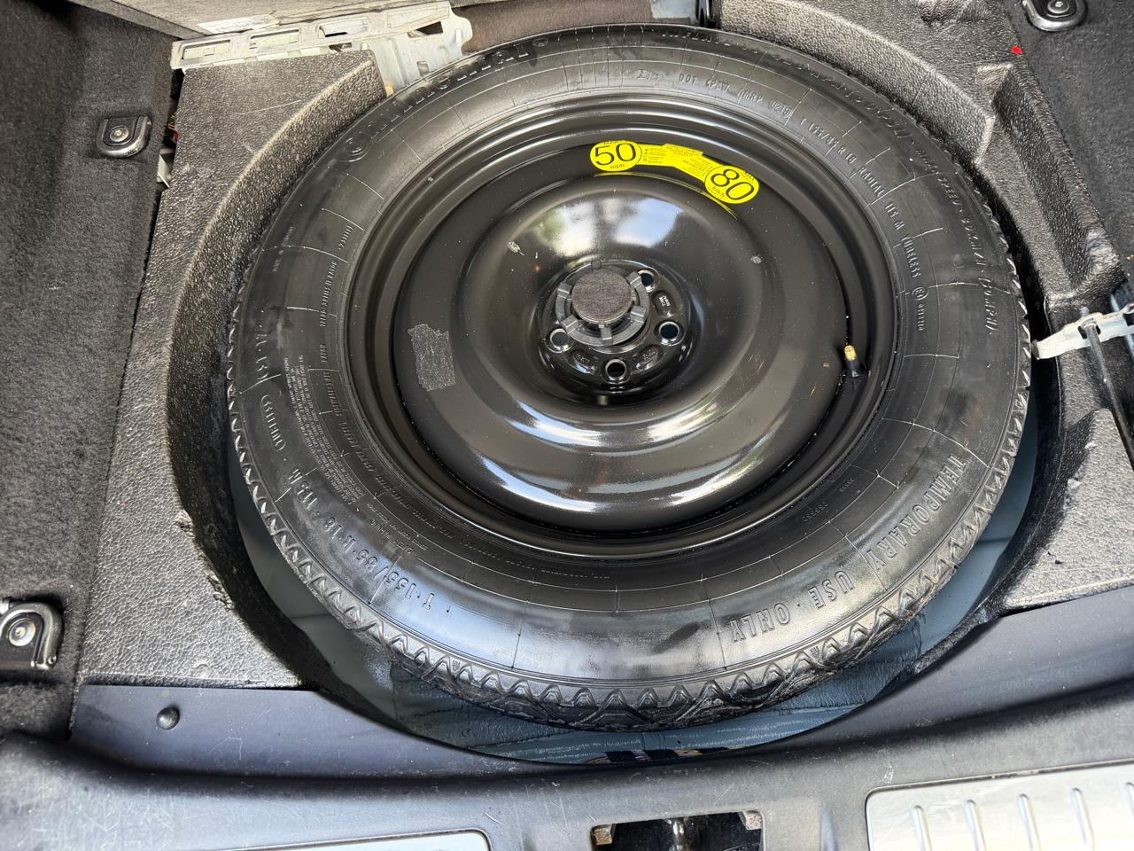 Land Rover Range Rover Evoque Pure Plus 5-Door 2015