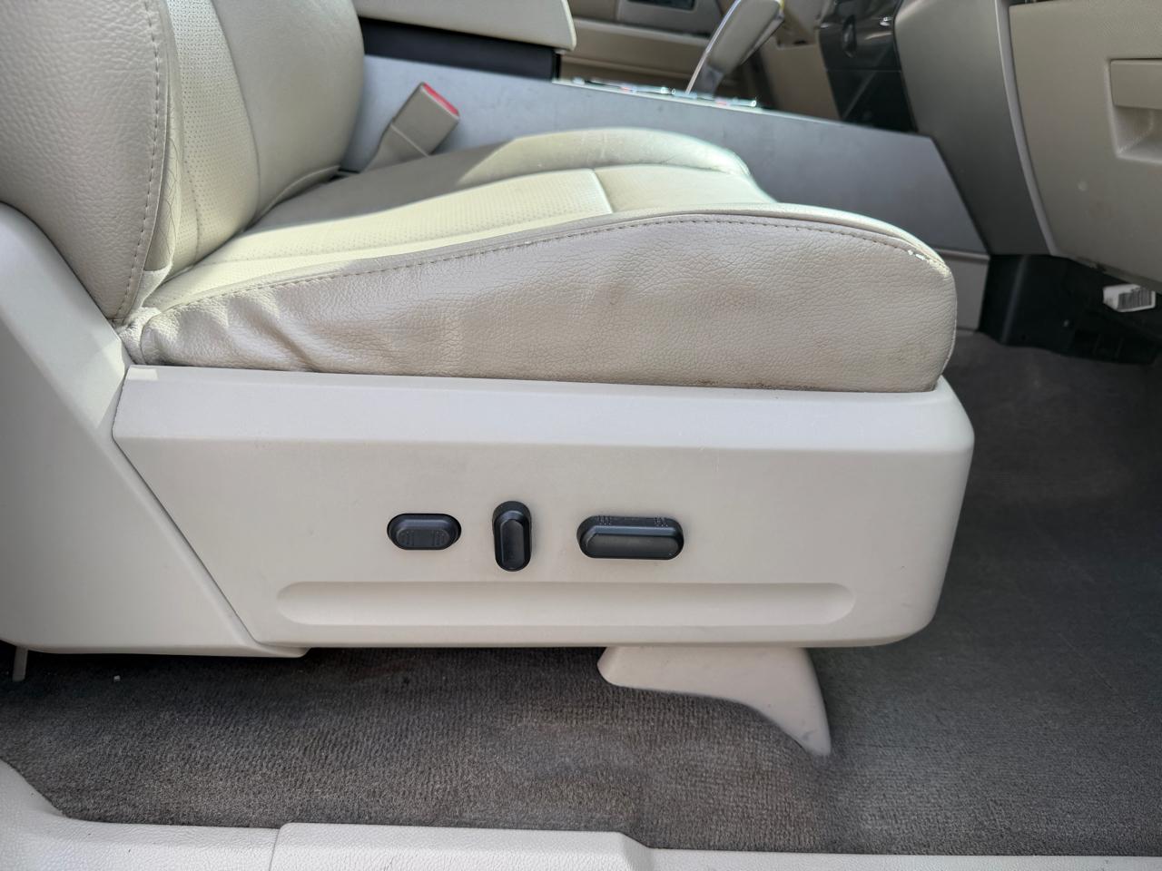 Ford Expedition Limited 4WD 2012
