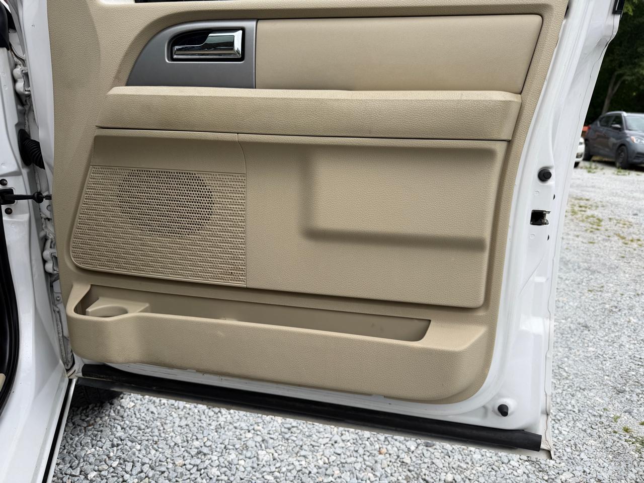 Ford Expedition EL Limited 2WD 2015