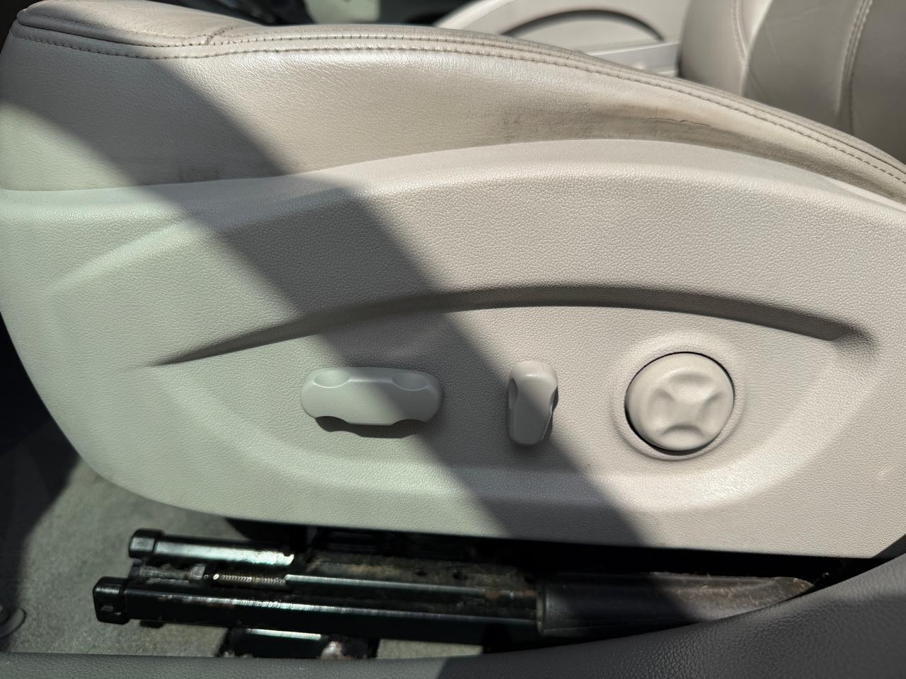 Buick LaCrosse Leather Package 2012