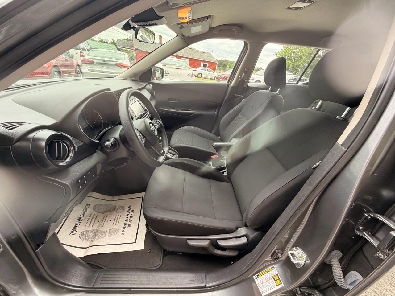 Nissan Kicks S 2023