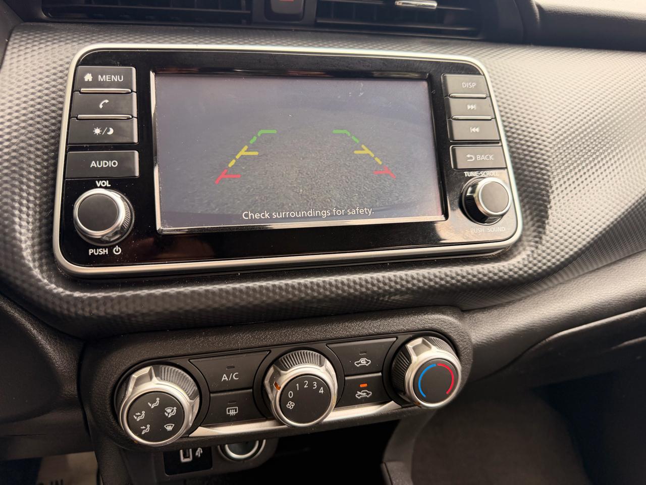 Nissan Kicks S 2023
