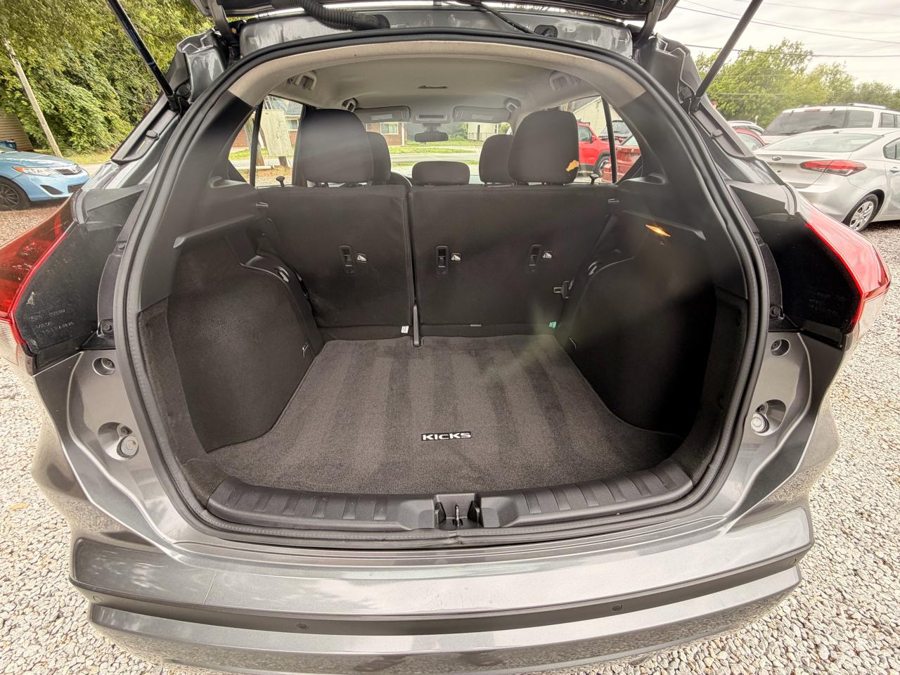 Nissan Kicks S 2023