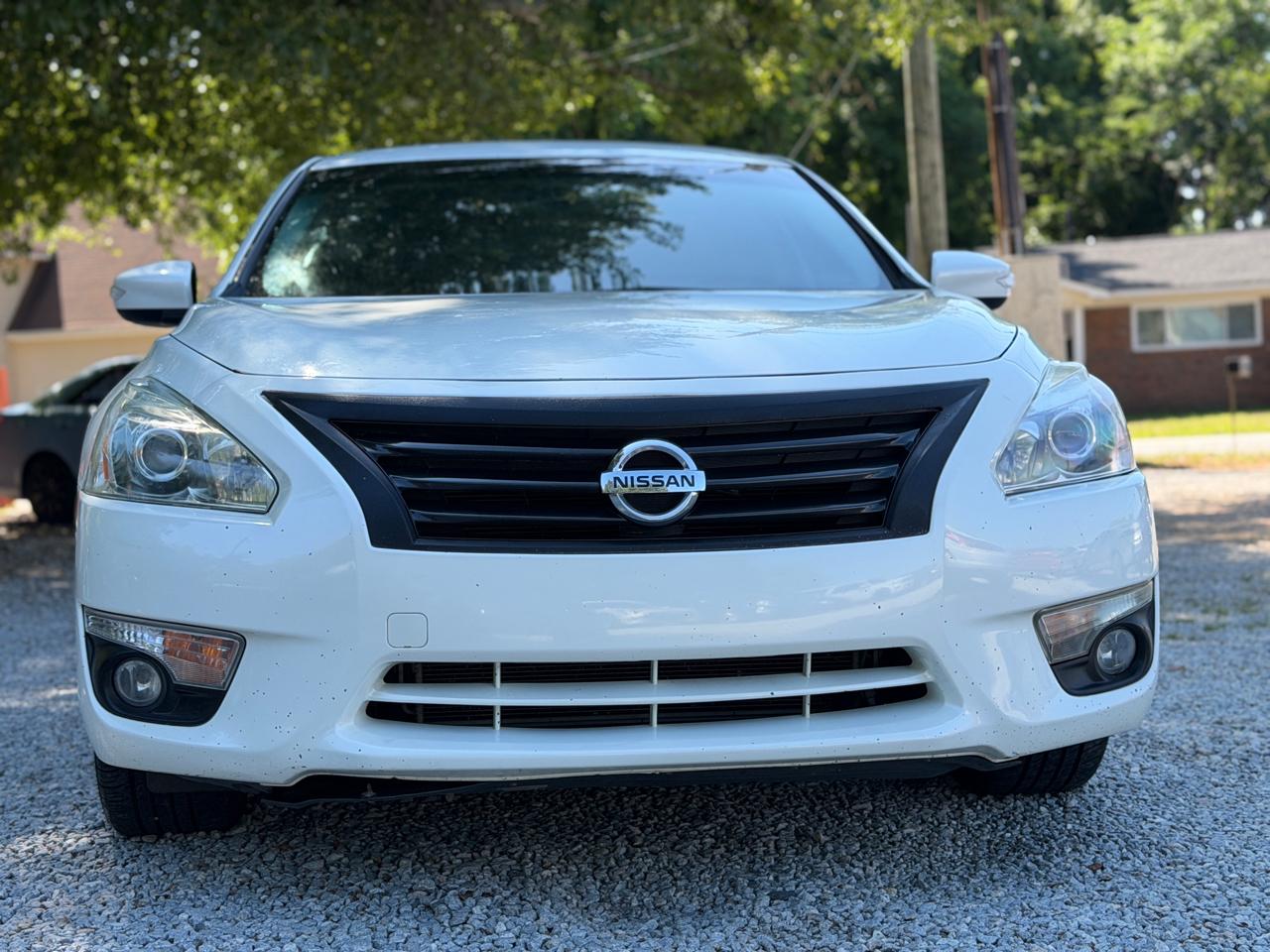 Nissan Altima 2.5 SV 2015