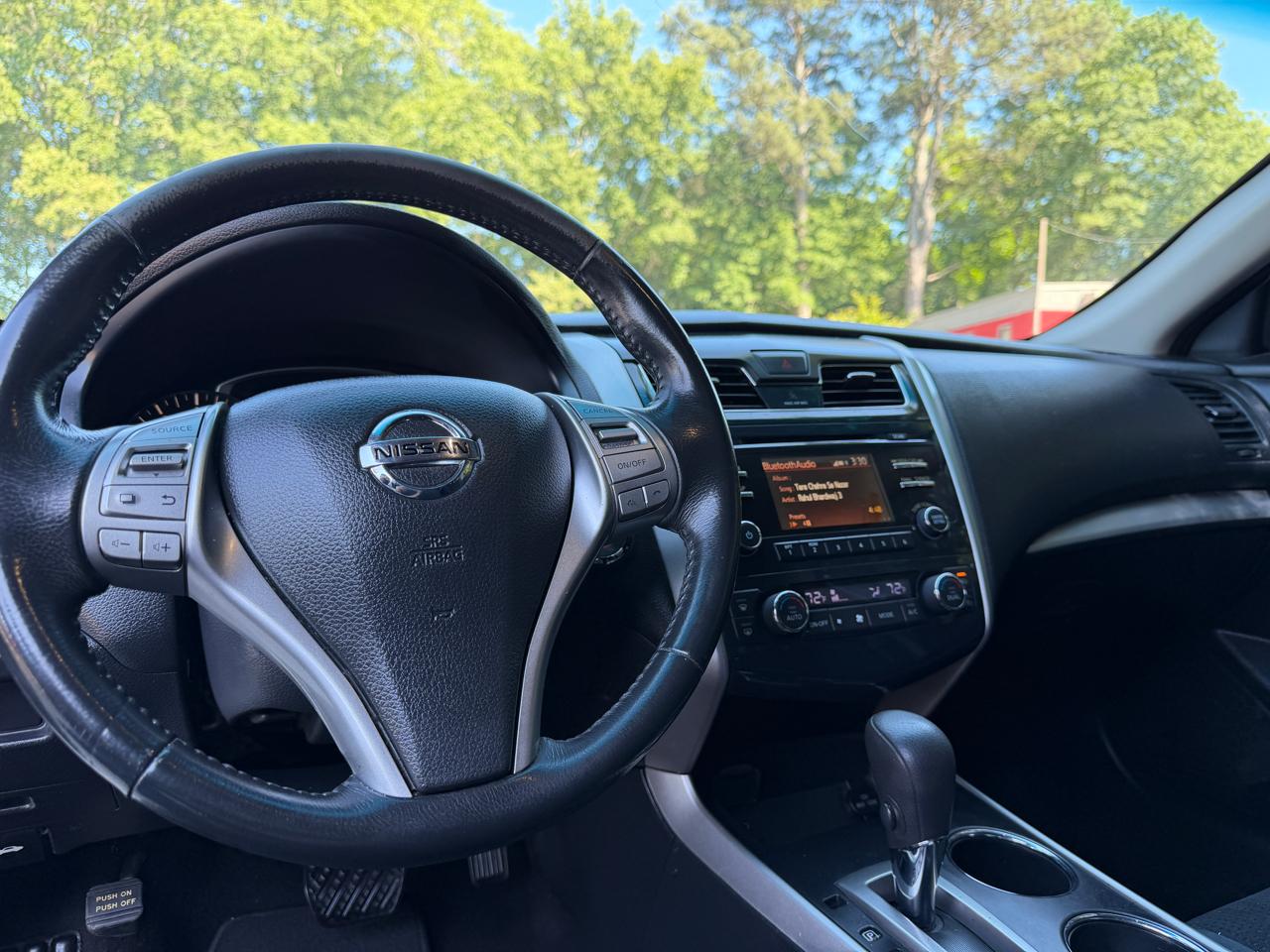 Nissan Altima 2.5 SV 2015