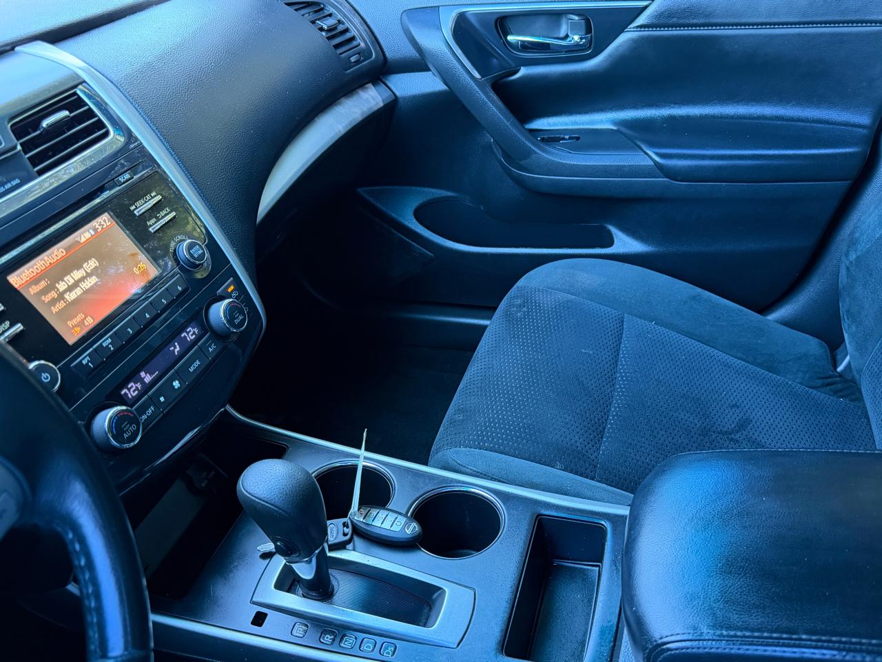 Nissan Altima 2.5 SV 2015