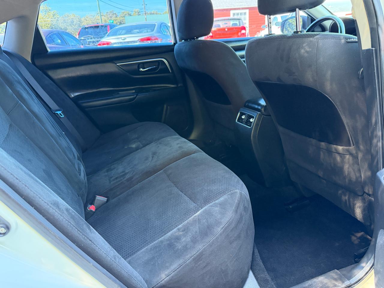 Nissan Altima 2.5 SV 2015