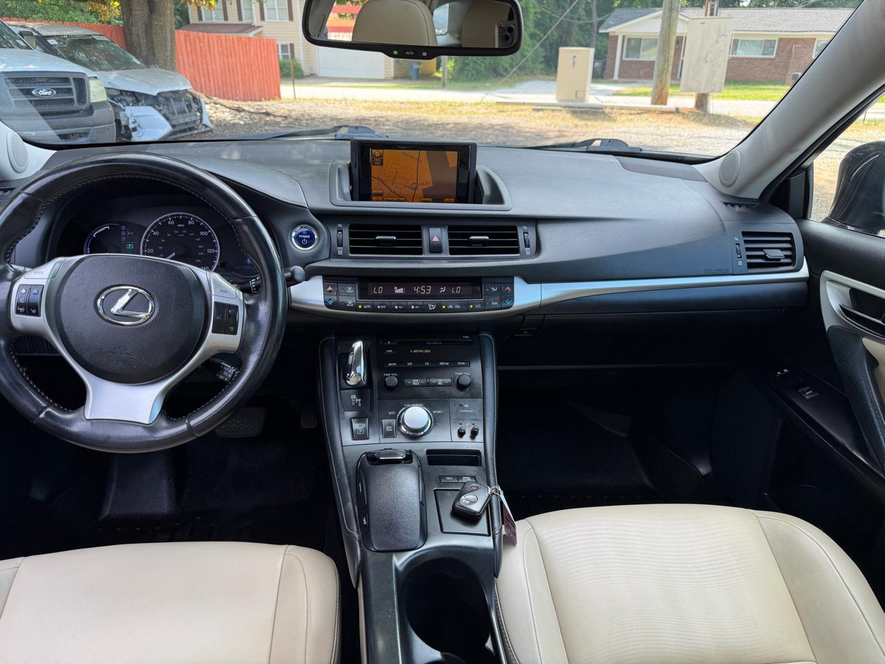 Lexus CT 200h Base 2012
