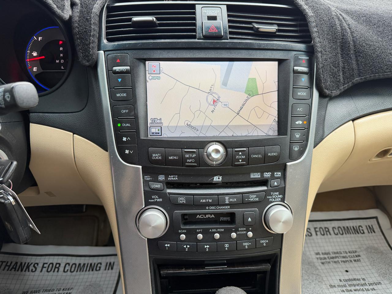 Acura TL 5-Speed AT with Navigation System 2008