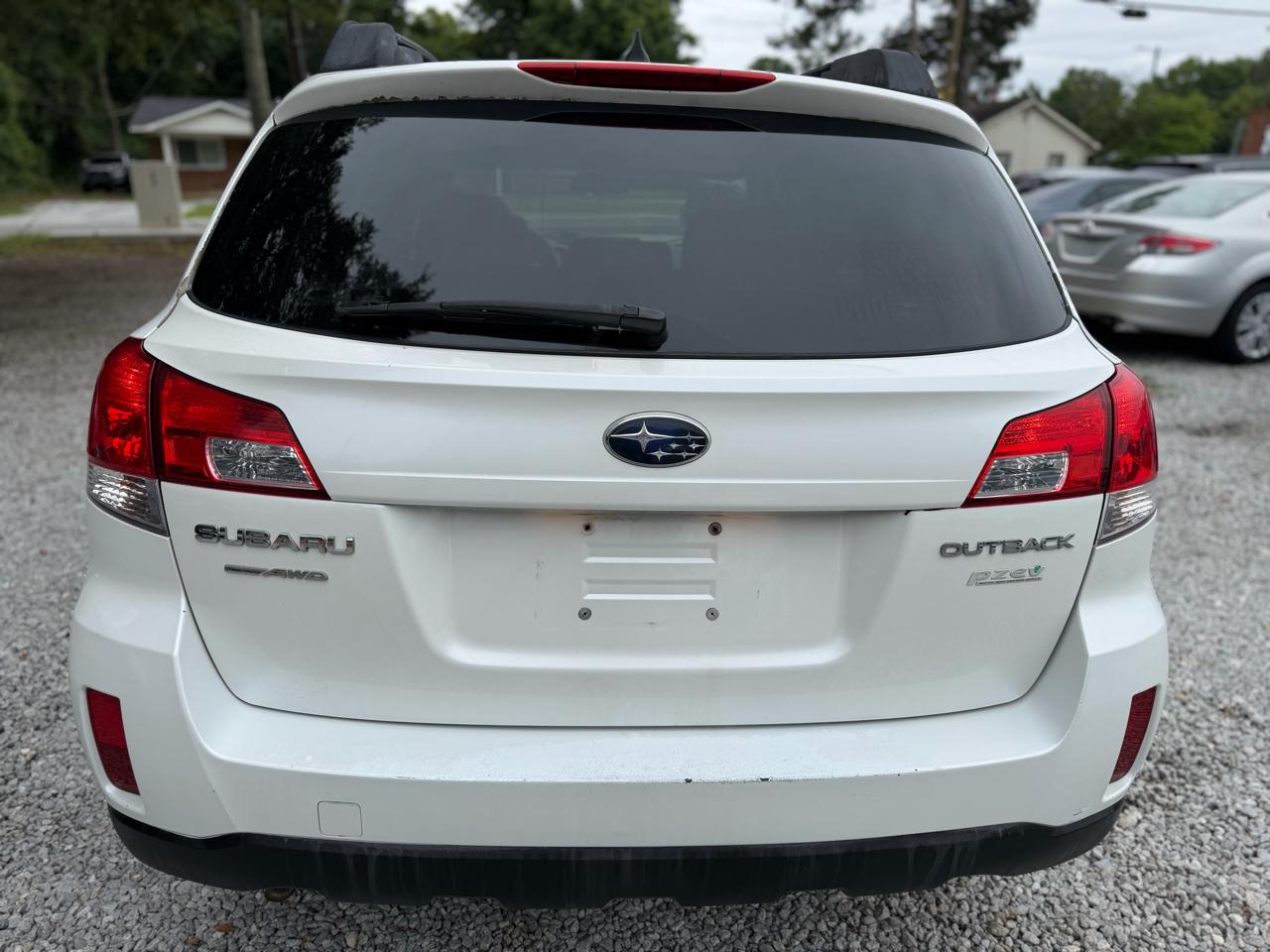 Subaru Outback 2.5i Limited 2012