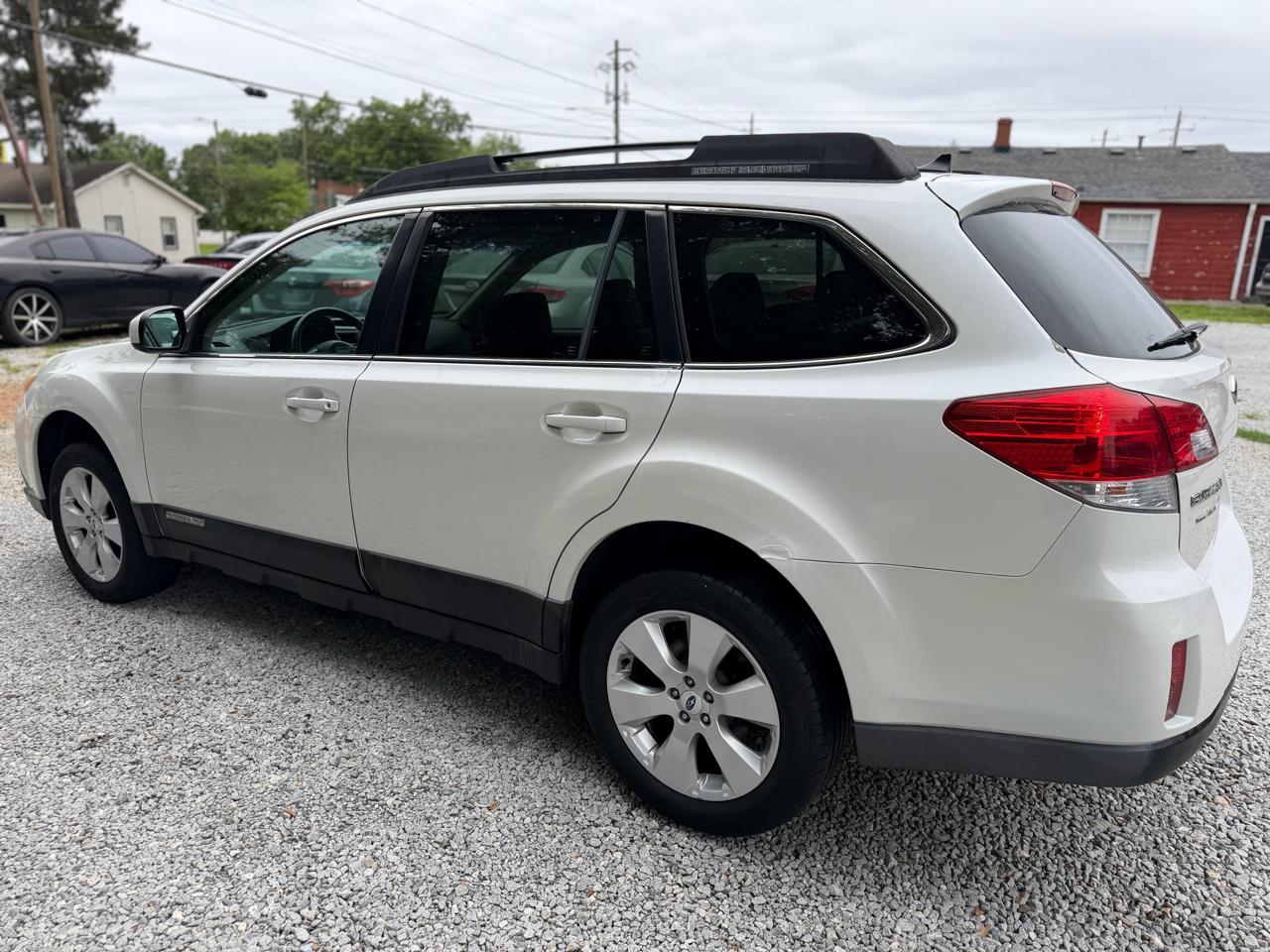 Subaru Outback 2.5i Limited 2012