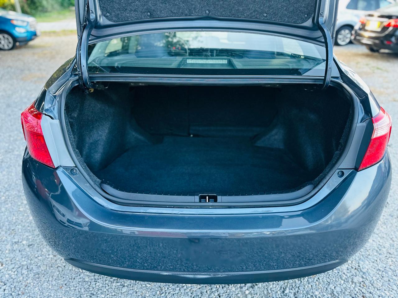 Toyota Corolla L CVT 2018
