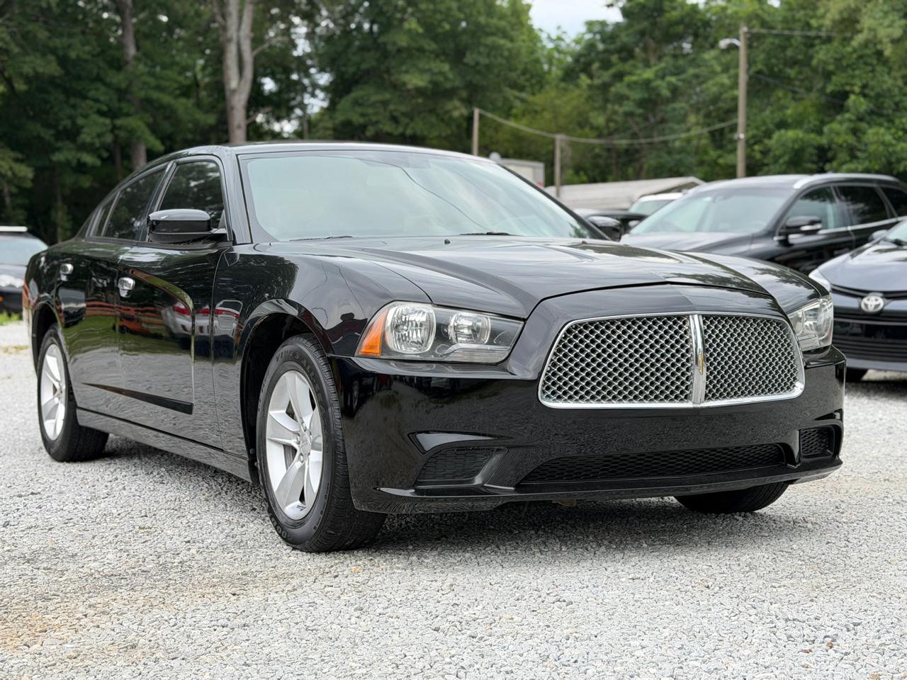 Dodge Charger SE 2013