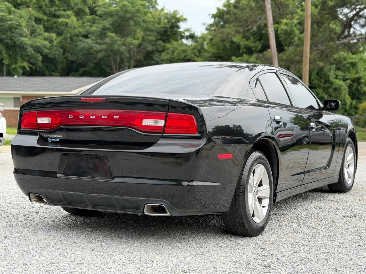 Dodge Charger SE 2013