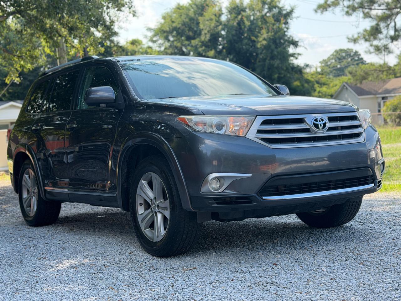 Toyota Highlander Limited 2WD 2012