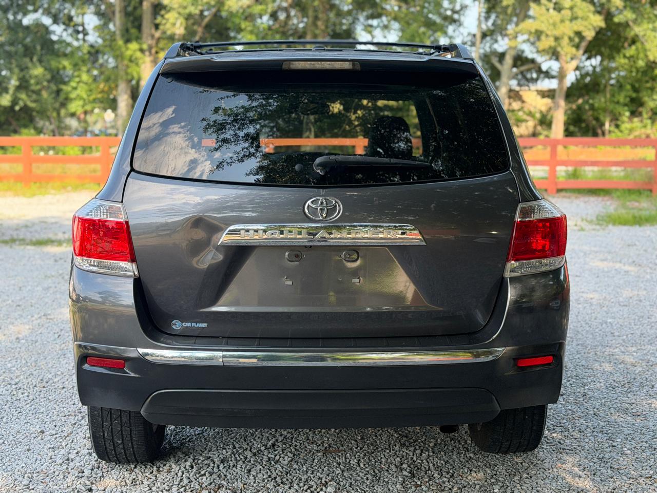Toyota Highlander Limited 2WD 2012