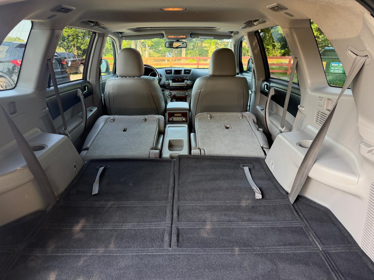 Toyota Highlander Limited 2WD 2012