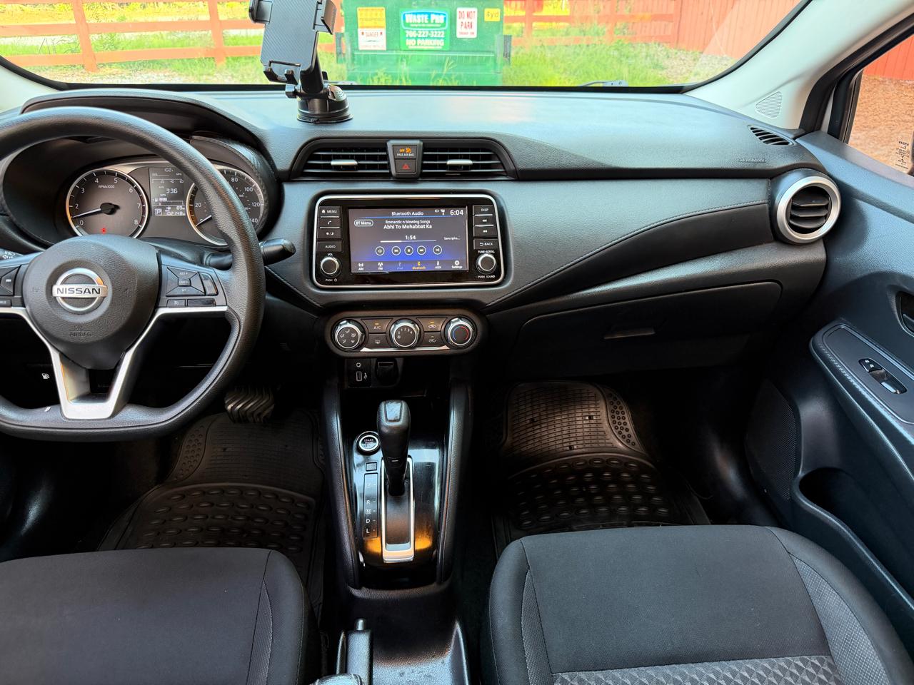 Nissan Versa S CVT 2020