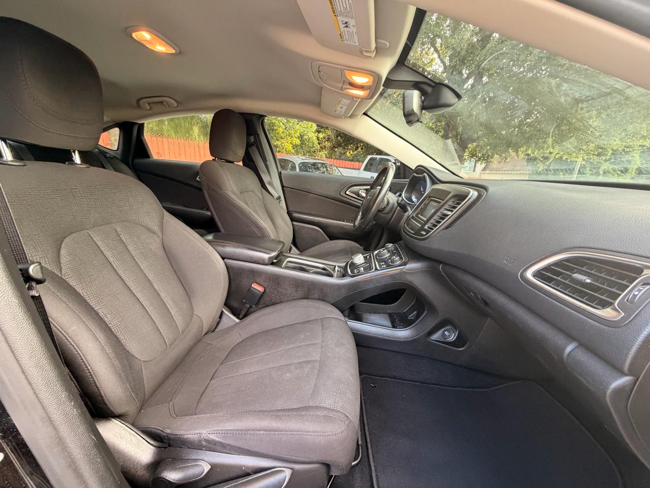 Chrysler 200 Limited 2015