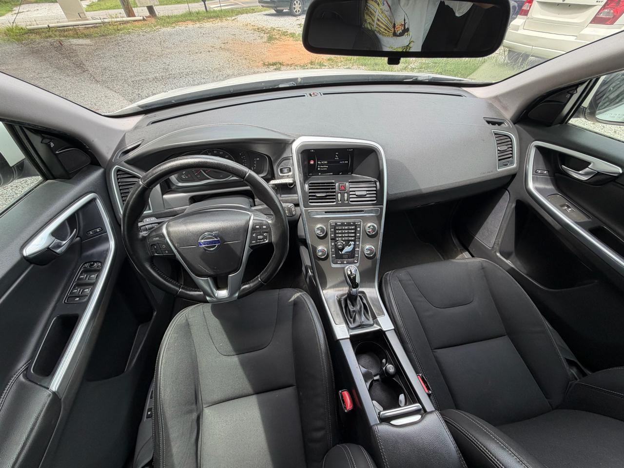 Volvo XC60 T6 Drive-E FWD 2016