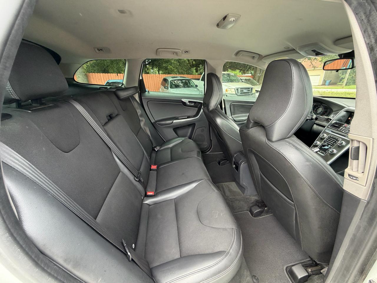 Volvo XC60 T6 Drive-E FWD 2016