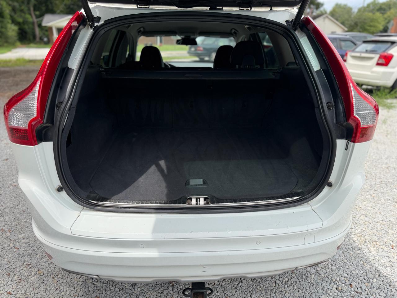 Volvo XC60 T6 Drive-E FWD 2016