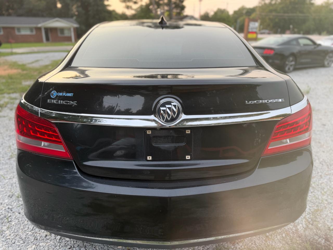Buick LaCrosse Base FWD 2015