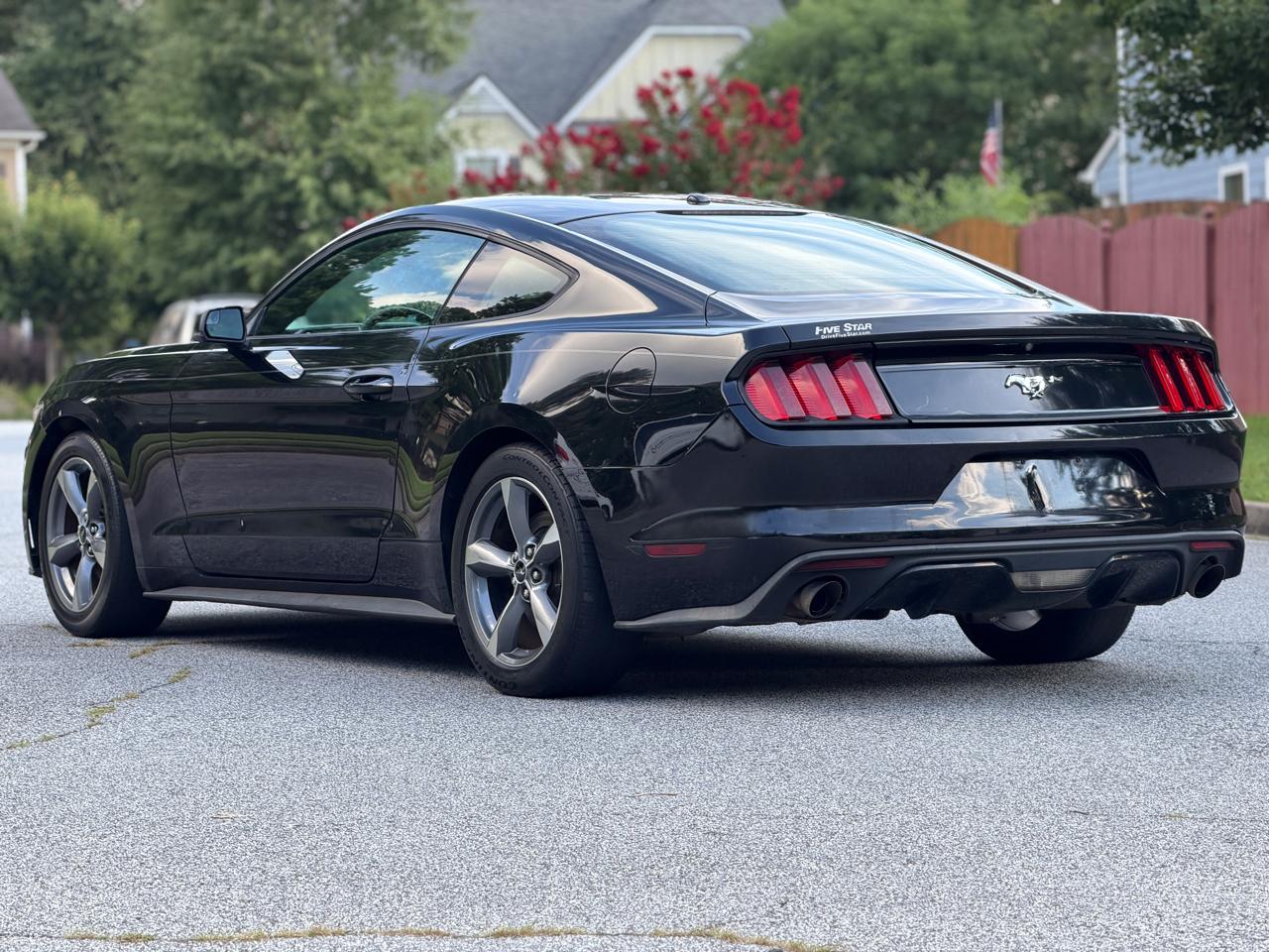 Ford Mustang EcoBoost Coupe 2016