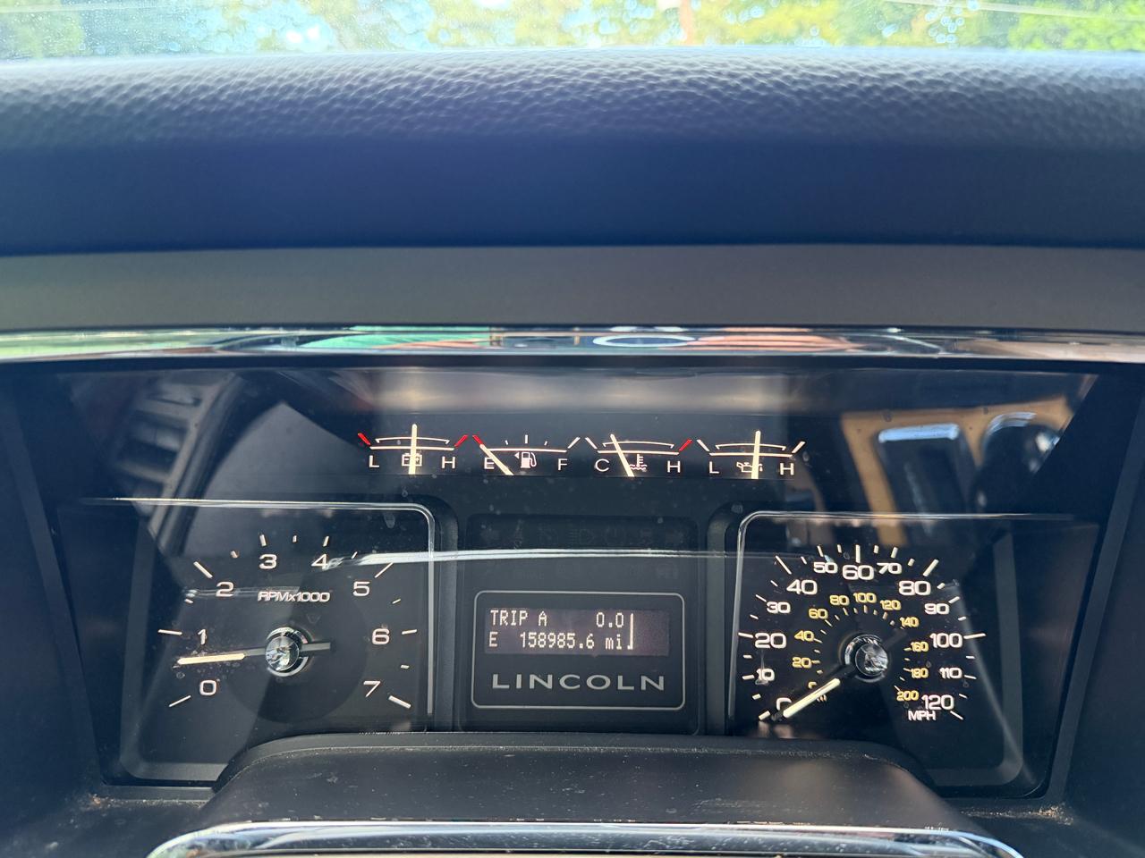 Lincoln Navigator L 4WD 2011