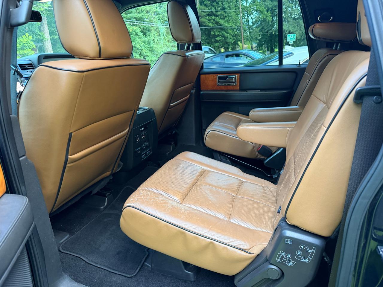 Lincoln Navigator L 4WD 2011